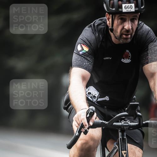 13.09.2026 - Stadtparktriathlon H.Heesch http://msf.ph/oto/10353787 13.09.2026 11:08:57 Radfahren 468, 504, 660, 676 meine-sportfotos.de