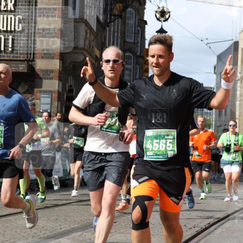 13.09.2026 - 21. swb-Marathon Bremen Strokosch-Dieckow http://msf.ph/oto/10353800 13.09.2026 13:33:21 Ziel 891, 1532, 2440, 2638, 2818, 2959, 3167, 3404, 3710, 3773, 3902, 4194, 4233, 4408, 4659, 5090, 5191, 5395, 5410, 5706, 5749, 5981, 6018, 6941, 7756, 7788, 7830, 8061, 9269, 9292, 9406, 9745, 9829, 10048, 13019, 13028, 13039, 13092, 13093, 13101, 13146, 13164, 13234, 13247, 2960, 3562, 4052, 4219, 4543, 5560, 5660, 5726, 5861, 5862, 6256, 6421, 6597, 6777, 6844, 6882, 6997, 7523, 7863, 8093, 8177, 8501, 8599, 8602, 8691, 9206, 9508, 10114, 13078 meine-sportfotos.de