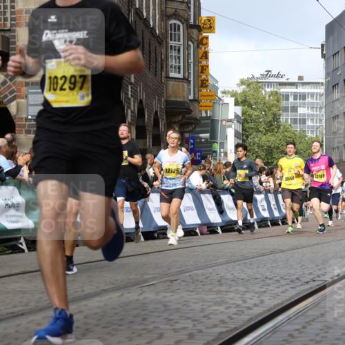 13.09.2026 - 21. swb-Marathon Bremen Strokosch-Dieckow http://msf.ph/oto/10353822 13.09.2026 10:55:47 Ziel 10203, 10256, 10297, 10725, 10788, 10881, 11414, 11466, 11557, 11748, 11862, 11941, 11975, 11977, 12030, 12150, 12218, 12258, 12348, 10298, 10374, 10690, 10703, 11790, 11972, 12061, 12143, 12484, 13565 meine-sportfotos.de