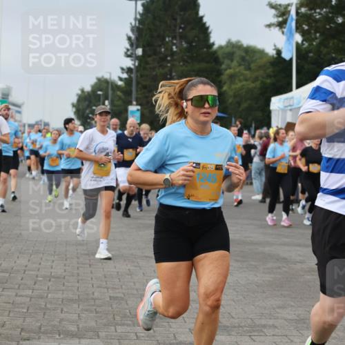 13.09.2026 - Kiel Lauf Andreas Tolksdorf http://msf.ph/oto/10353849 13.09.2026 09:57:22 Kiellinie 117 meine-sportfotos.de