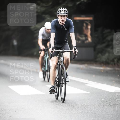 13.09.2026 - Stadtparktriathlon H.Heesch http://msf.ph/oto/10353896 13.09.2026 11:09:09 Radfahren 593, 616, 625, 671 meine-sportfotos.de
