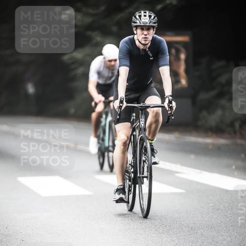 13.09.2026 - Stadtparktriathlon H.Heesch http://msf.ph/oto/10353904 13.09.2026 11:09:10 Radfahren 593, 616, 625, 671 meine-sportfotos.de