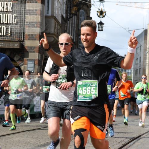 13.09.2026 - 21. swb-Marathon Bremen Strokosch-Dieckow http://msf.ph/oto/10353910 13.09.2026 13:33:21 Ziel 891, 1532, 2440, 2638, 2818, 2959, 3167, 3404, 3710, 3773, 3902, 4194, 4233, 4408, 4659, 5090, 5191, 5395, 5410, 5706, 5749, 5981, 6018, 6941, 7756, 7788, 7830, 8061, 9269, 9292, 9406, 9745, 9829, 10048, 13019, 13028, 13039, 13092, 13093, 13101, 13146, 13164, 13234, 13247, 2960, 3562, 4052, 4219, 4543, 5560, 5660, 5726, 5861, 5862, 6256, 6421, 6597, 6777, 6844, 6882, 6997, 7523, 7863, 8093, 8177, 8501, 8599, 8602, 8691, 9206, 9508, 10114, 13078 meine-sportfotos.de