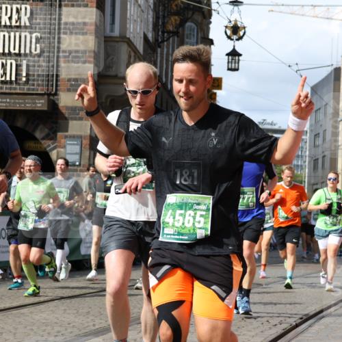13.09.2026 - 21. swb-Marathon Bremen Strokosch-Dieckow http://msf.ph/oto/10353973 13.09.2026 13:33:21 Ziel 891, 1532, 2440, 2638, 2818, 2959, 3167, 3404, 3710, 3773, 3902, 4194, 4233, 4408, 4659, 5090, 5191, 5395, 5410, 5706, 5749, 5981, 6018, 6941, 7756, 7788, 7830, 8061, 9269, 9292, 9406, 9745, 9829, 10048, 13019, 13028, 13039, 13092, 13093, 13101, 13146, 13164, 13234, 13247, 2960, 3562, 4052, 4219, 4543, 5560, 5660, 5726, 5861, 5862, 6256, 6421, 6597, 6777, 6844, 6882, 6997, 7523, 7863, 8093, 8177, 8501, 8599, 8602, 8691, 9206, 9508, 10114, 13078 meine-sportfotos.de