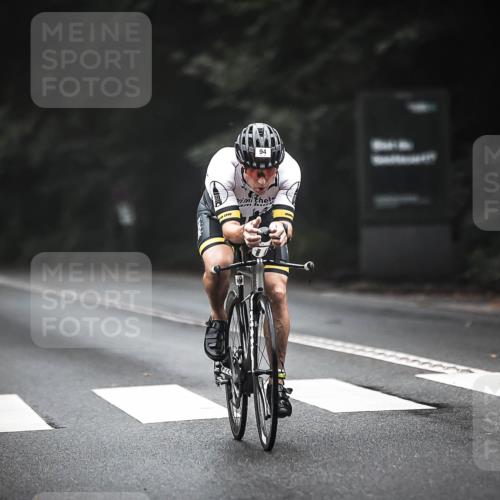 13.09.2026 - Stadtparktriathlon H.Heesch http://msf.ph/oto/10353975 13.09.2026 09:31:32 Radfahren 83, 94 meine-sportfotos.de