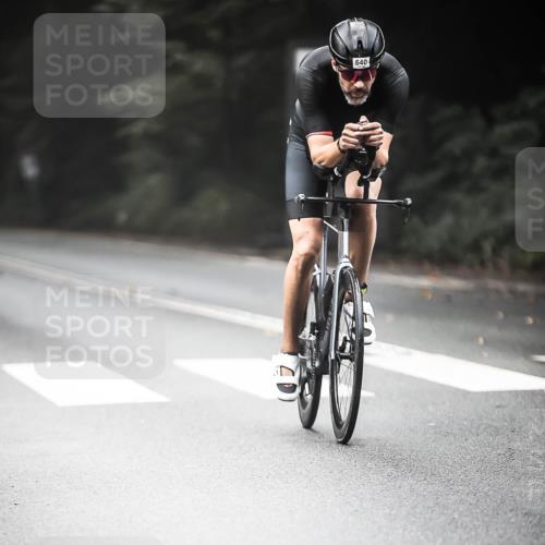 13.09.2026 - Stadtparktriathlon H.Heesch http://msf.ph/oto/10353998 13.09.2026 11:09:20 Radfahren 275, 497, 640, 1797 meine-sportfotos.de