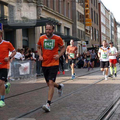 13.09.2026 - 21. swb-Marathon Bremen Strokosch-Dieckow http://msf.ph/oto/10354003 13.09.2026 13:33:10 Ziel 831, 930, 1124, 2283, 2960, 2980, 3201, 3562, 4052, 4219, 4243, 4492, 4536, 4543, 4565, 5040, 5560, 5660, 5726, 5790, 5861, 5862, 5914, 6256, 6421, 6538, 6597, 6614, 6777, 6844, 6882, 6915, 6997, 7145, 7421, 7467, 7523, 7633, 7652, 7789, 7863, 8093, 8177, 8501, 8599, 8602, 8691, 9206, 9508, 9616, 9856, 9883, 10114, 13078, 13084, 891, 1532, 2393, 2440, 2638, 2818, 2959, 3167, 3404, 3710, 3773, 3902, 4194, 4233, 4260, 4408, 4659, 5090, 5191, 5324 meine-sportfotos.de