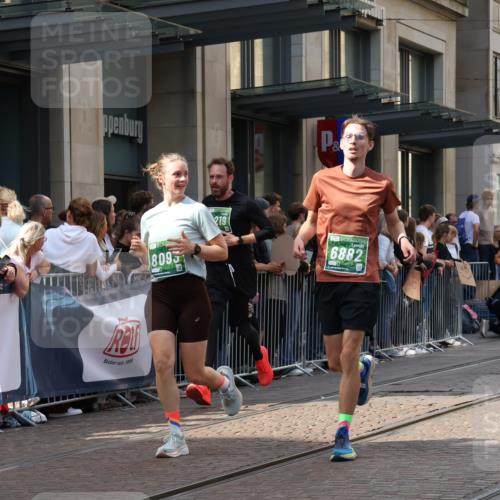 13.09.2026 - 21. swb-Marathon Bremen Strokosch-Dieckow http://msf.ph/oto/10354038 13.09.2026 13:33:11 Ziel 831, 930, 1124, 2283, 2872, 2960, 2980, 3201, 3562, 4052, 4219, 4243, 4492, 4536, 4543, 4565, 5040, 5560, 5660, 5726, 5790, 5861, 5862, 5914, 6256, 6421, 6538, 6597, 6614, 6777, 6844, 6882, 6915, 6997, 7145, 7421, 7523, 7633, 7652, 7789, 7863, 8093, 8177, 8501, 8599, 8602, 8691, 9206, 9390, 9508, 9616, 9856, 9883, 10114, 13078, 13084, 891, 1532, 2393, 2440, 2638, 2818, 2959, 3167, 3404, 3710, 3773, 3902, 4194, 4233, 4260, 4408, 4659, 5090, 5191, 5324 meine-sportfotos.de