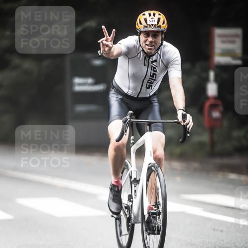 13.09.2026 - Stadtparktriathlon H.Heesch http://msf.ph/oto/10354050 13.09.2026 11:09:29 Radfahren 531, 647, 657, 1797 meine-sportfotos.de