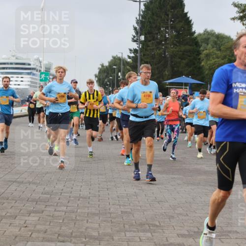 13.09.2026 - Kiel Lauf Andreas Tolksdorf http://msf.ph/oto/10354055 13.09.2026 09:57:34 Kiellinie 1496, 837, 4196, 8536 meine-sportfotos.de