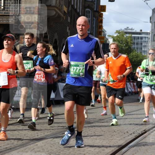 13.09.2026 - 21. swb-Marathon Bremen Strokosch-Dieckow http://msf.ph/oto/10354089 13.09.2026 13:33:23 Ziel 891, 1532, 2393, 2440, 2638, 2818, 2959, 3167, 3404, 3710, 3773, 4194, 4408, 4659, 5090, 5191, 5324, 5395, 5410, 5706, 5749, 5981, 6018, 6941, 7756, 7788, 7830, 8061, 9269, 9292, 9406, 9745, 9829, 10048, 13019, 13028, 13039, 13092, 13093, 13101, 13146, 13164, 13247, 930, 2960, 3562, 4052, 4219, 4543, 5560, 5660, 5726, 6256, 6538, 6597, 6844, 6882, 6997, 7523, 7633, 7863, 8093, 8177, 8501, 8599, 8602, 8691, 9206, 9508, 10114, 13078 meine-sportfotos.de