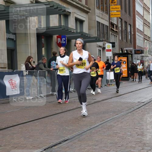 13.09.2026 - 21. swb-Marathon Bremen Strokosch-Dieckow http://msf.ph/oto/10354124 13.09.2026 11:15:32 Ziel 10474, 10572, 10665, 10900, 11217, 11307, 11549, 11613, 11778, 11897, 11940, 12046, 12137, 12306, 10606, 11424, 11504 meine-sportfotos.de
