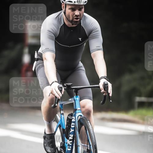 13.09.2026 - Stadtparktriathlon H.Heesch http://msf.ph/oto/10354137 13.09.2026 11:09:34 Radfahren 487, 531, 647, 657, 708, 1798 meine-sportfotos.de