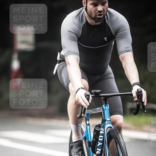 13.09.2026 - Stadtparktriathlon H.Heesch http://msf.ph/oto/10354143 13.09.2026 11:09:34 Radfahren 487, 531, 647, 657, 708, 1798 meine-sportfotos.de