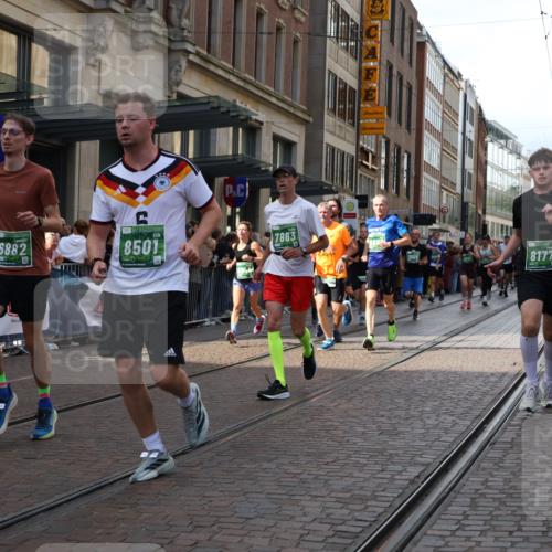 13.09.2026 - 21. swb-Marathon Bremen Strokosch-Dieckow http://msf.ph/oto/10354148 13.09.2026 13:33:12 Ziel 831, 930, 1124, 2283, 2872, 2960, 2980, 3201, 3562, 3761, 4052, 4219, 4243, 4490, 4492, 4536, 4543, 4565, 5040, 5560, 5660, 5726, 5861, 5862, 5914, 6256, 6421, 6538, 6597, 6614, 6777, 6808, 6844, 6882, 6915, 6997, 7145, 7421, 7523, 7633, 7652, 7789, 7863, 8093, 8177, 8501, 8599, 8602, 8691, 9206, 9390, 9508, 9616, 9856, 9883, 10114, 13078, 13084, 891, 1532, 2283, 2393, 2440, 2638, 2818, 2959, 3167, 3404, 3710, 3773, 3902, 4194, 4233, 4260, 4408, 4659, 5090, 5191, 5324 meine-sportfotos.de