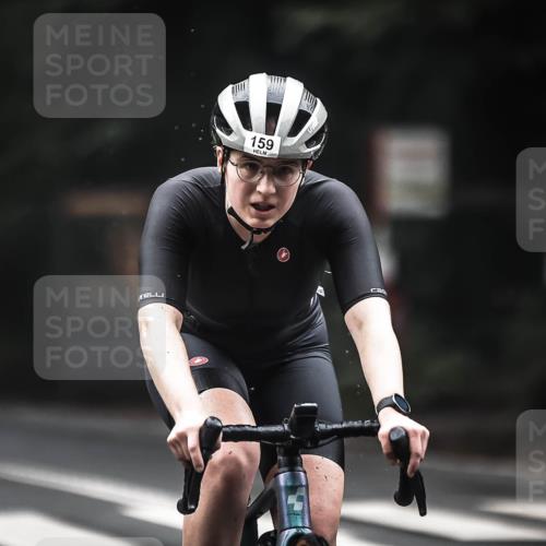 13.09.2026 - Stadtparktriathlon H.Heesch http://msf.ph/oto/10354184 13.09.2026 09:32:07 Radfahren 159, 164, 173 meine-sportfotos.de