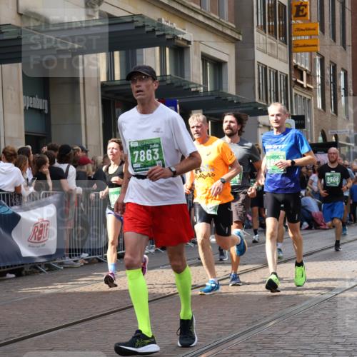 13.09.2026 - 21. swb-Marathon Bremen Strokosch-Dieckow http://msf.ph/oto/10354190 13.09.2026 13:33:13 Ziel 831, 930, 1124, 2405, 2872, 2960, 2980, 3201, 3562, 3761, 4052, 4219, 4243, 4490, 4492, 4536, 4543, 4565, 5040, 5560, 5660, 5726, 5861, 5862, 5914, 6256, 6421, 6538, 6597, 6614, 6777, 6808, 6844, 6882, 6915, 6997, 7145, 7421, 7523, 7633, 7652, 7789, 7863, 8093, 8177, 8501, 8599, 8602, 8691, 9206, 9390, 9508, 9616, 9856, 9883, 10114, 13078, 13084, 891, 1532, 2283, 2393, 2440, 2638, 2818, 2959, 3167, 3404, 3710, 3773, 4194, 4260, 4408, 4659, 5090, 5191, 5324 meine-sportfotos.de