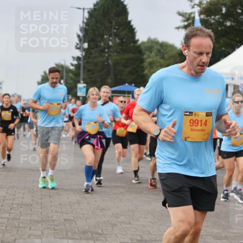 13.09.2026 - Kiel Lauf Andreas Tolksdorf http://msf.ph/oto/10354197 13.09.2026 09:57:39 Kiellinie 4, 38, 9914 meine-sportfotos.de