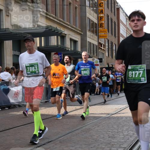 13.09.2026 - 21. swb-Marathon Bremen Strokosch-Dieckow http://msf.ph/oto/10354209 13.09.2026 13:33:14 Ziel 831, 930, 1124, 2405, 2872, 2960, 2980, 3201, 3562, 3761, 4052, 4219, 4243, 4490, 4492, 4536, 4543, 4565, 5040, 5560, 5660, 5726, 5861, 5862, 5914, 6256, 6421, 6538, 6597, 6614, 6777, 6808, 6844, 6882, 6915, 6997, 7126, 7145, 7421, 7523, 7633, 7652, 7789, 7832, 7863, 8093, 8177, 8501, 8599, 8602, 8691, 9206, 9390, 9508, 9616, 9856, 9883, 10114, 13078, 13084, 831, 891, 1532, 2283, 2393, 2440, 2818, 2959, 3167, 3404, 3710, 3773, 4194, 4260, 4408, 4659, 5040, 5090, 5191, 5324 meine-sportfotos.de