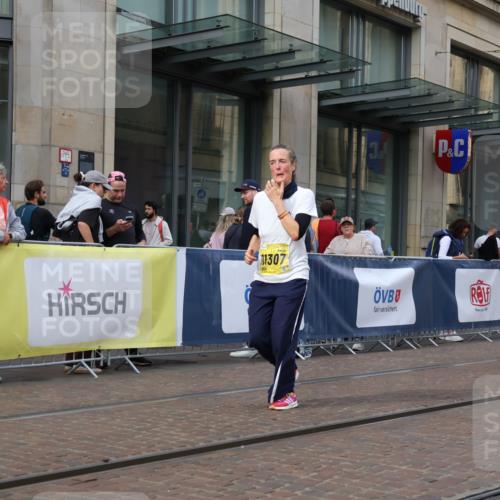 13.09.2026 - 21. swb-Marathon Bremen Strokosch-Dieckow http://msf.ph/oto/10354213 13.09.2026 11:15:36 Ziel 10474, 10572, 10665, 10900, 11217, 11307, 11549, 11613, 11778, 11897, 11940, 12046, 12137, 12306, 10606, 11424, 11504 meine-sportfotos.de