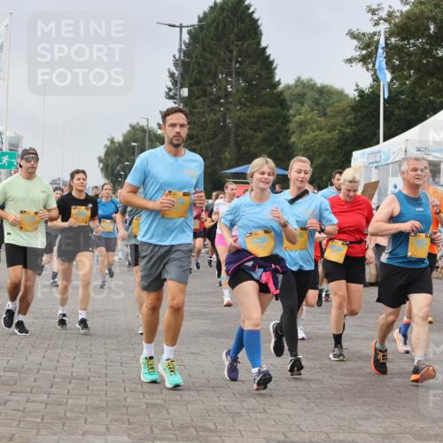 13.09.2026 - Kiel Lauf Andreas Tolksdorf http://msf.ph/oto/10354229 13.09.2026 09:57:40 Kiellinie 13 meine-sportfotos.de
