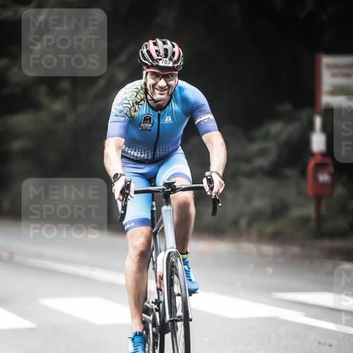 13.09.2026 - Stadtparktriathlon H.Heesch http://msf.ph/oto/10354270 13.09.2026 11:09:45 Radfahren 703, 1798 meine-sportfotos.de