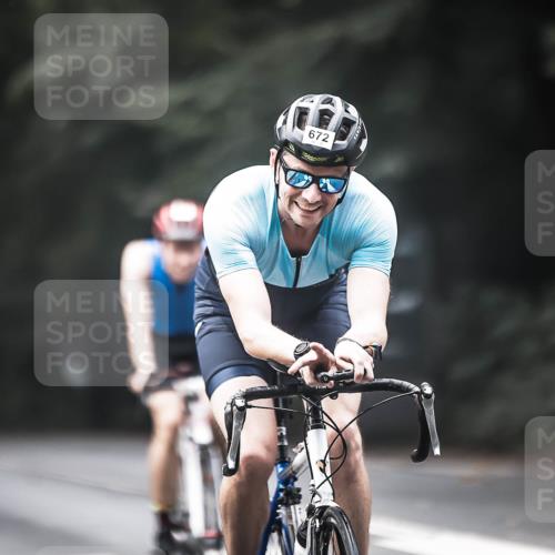 13.09.2026 - Stadtparktriathlon H.Heesch http://msf.ph/oto/10354338 13.09.2026 11:09:58 Radfahren 546, 637, 672 meine-sportfotos.de