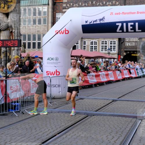 13.09.2026 - 21. swb-Marathon Bremen Tim E. http://msf.ph/oto/10354345 13.09.2026 12:45:17 Ziel 322, 814, 1187, 1840, 4474, 8285 meine-sportfotos.de