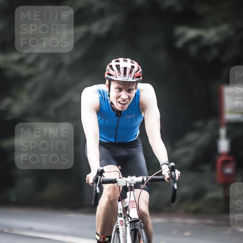 13.09.2026 - Stadtparktriathlon H.Heesch http://msf.ph/oto/10354346 13.09.2026 11:09:58 Radfahren 546, 637, 672 meine-sportfotos.de