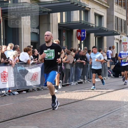 13.09.2026 - 21. swb-Marathon Bremen Strokosch-Dieckow http://msf.ph/oto/10354371 13.09.2026 13:33:17 Ziel 930, 2405, 2872, 2960, 2980, 3201, 3562, 3761, 4052, 4219, 4490, 4492, 4536, 4543, 4554, 5063, 5560, 5660, 5726, 5861, 5862, 5914, 6256, 6421, 6538, 6597, 6777, 6808, 6844, 6882, 6997, 7126, 7523, 7633, 7652, 7832, 7863, 8093, 8177, 8501, 8599, 8602, 8691, 9068, 9206, 9342, 9390, 9508, 9883, 10114, 13078, 831, 1124, 1532, 2283, 2393, 2440, 2818, 2959, 2980, 3167, 3404, 3710, 3773, 4194, 4243, 4260, 4408, 4492, 4536, 4565, 4659, 5040, 5090, 5191, 5324, 5914, 6915, 7145 meine-sportfotos.de
