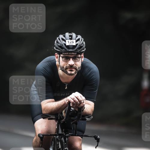13.09.2026 - Stadtparktriathlon H.Heesch http://msf.ph/oto/10354399 13.09.2026 09:32:58 Radfahren 113, 126 meine-sportfotos.de