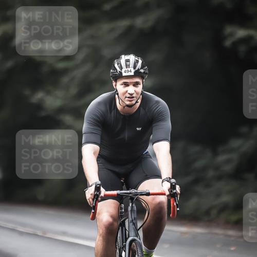 13.09.2026 - Stadtparktriathlon H.Heesch http://msf.ph/oto/10354425 13.09.2026 11:10:15 Radfahren 494, 557 meine-sportfotos.de