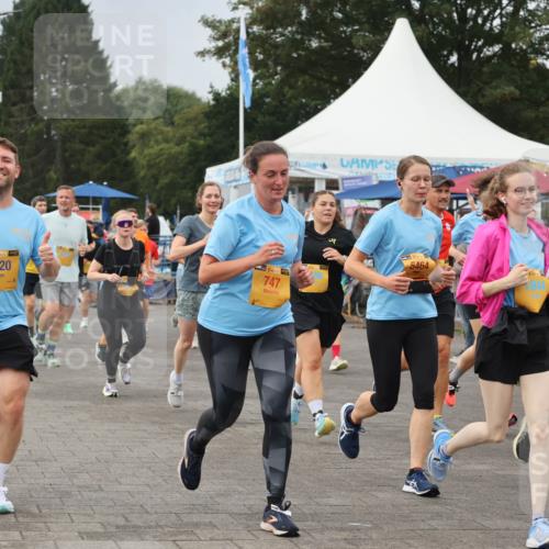 13.09.2026 - Kiel Lauf Andreas Tolksdorf http://msf.ph/oto/10354440 13.09.2026 09:57:46 Kiellinie 38, 6720, 38, 747, 5464, 10757 meine-sportfotos.de