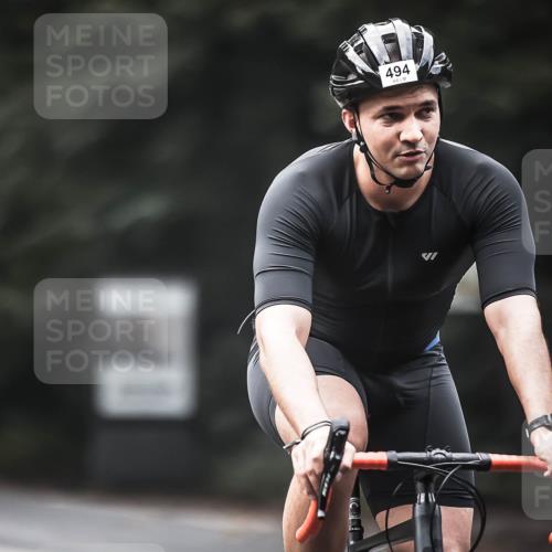 13.09.2026 - Stadtparktriathlon H.Heesch http://msf.ph/oto/10354441 13.09.2026 11:10:16 Radfahren 494, 557 meine-sportfotos.de