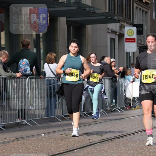 13.09.2026 - 21. swb-Marathon Bremen Strokosch-Dieckow http://msf.ph/oto/10354450 13.09.2026 11:15:48 Ziel 10474, 10665, 11026, 11081, 11139, 11181, 11200, 11217, 11264, 11385, 11448, 11549, 11573, 11613, 11768, 11940, 12046, 12151, 12306, 12539, 13508, 10572, 10900, 11307, 11504, 11778, 11897, 12137 meine-sportfotos.de