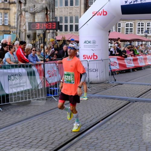 13.09.2026 - 21. swb-Marathon Bremen Tim E. http://msf.ph/oto/10354470 13.09.2026 12:45:22 Ziel 322, 814, 1187, 1544, 1840, 4474, 8285 meine-sportfotos.de