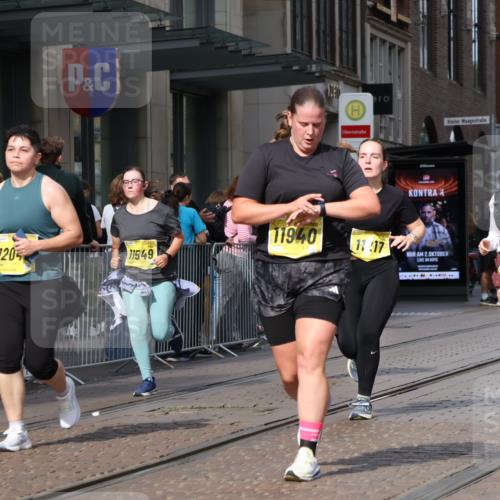 13.09.2026 - 21. swb-Marathon Bremen Strokosch-Dieckow http://msf.ph/oto/10354486 13.09.2026 11:15:49 Ziel 10474, 10665, 11026, 11081, 11139, 11181, 11200, 11217, 11264, 11385, 11448, 11549, 11573, 11613, 11768, 11940, 12046, 12151, 12306, 12539, 13508, 10572, 10900, 11307, 11504, 11778, 11897, 11940, 12137 meine-sportfotos.de