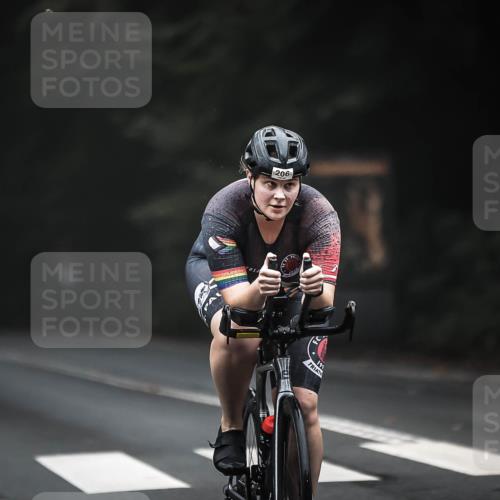 13.09.2026 - Stadtparktriathlon H.Heesch http://msf.ph/oto/10354487 13.09.2026 09:33:56 Radfahren 153, 185, 191, 206 meine-sportfotos.de