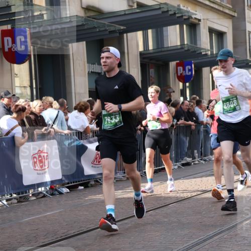 13.09.2026 - 21. swb-Marathon Bremen Strokosch-Dieckow http://msf.ph/oto/10354511 13.09.2026 13:33:21 Ziel 930, 2405, 2872, 2960, 3201, 3562, 3761, 4219, 4490, 4543, 4554, 4658, 4874, 5063, 5156, 5513, 5726, 6256, 6508, 6538, 6597, 6808, 6844, 6882, 6997, 7126, 7523, 7633, 7652, 7832, 7863, 8093, 8177, 8501, 8599, 8602, 8691, 9068, 9128, 9342, 9344, 9390, 9508, 9883, 10114, 13078, 831, 1124, 2283, 2393, 2440, 2818, 2959, 2980, 3404, 3710, 4052, 4243, 4260, 4408, 4492, 4536, 4565, 4659, 5040, 5191, 5324, 5560, 5660, 5861, 5862, 5914, 6421, 6597, 6777, 6915, 6997, 7145 meine-sportfotos.de