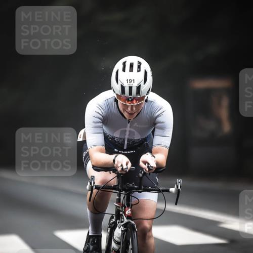 13.09.2026 - Stadtparktriathlon H.Heesch http://msf.ph/oto/10354528 13.09.2026 09:33:59 Radfahren 153, 185, 191, 206 meine-sportfotos.de
