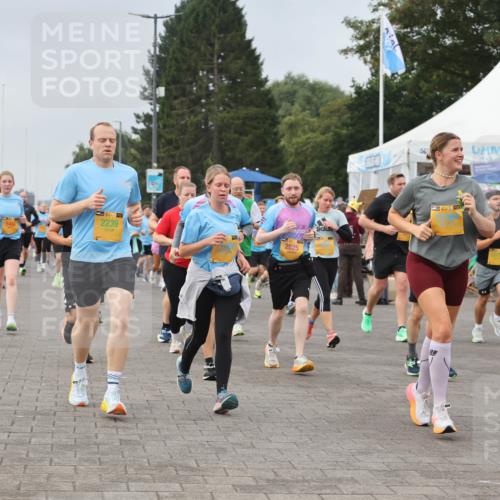 13.09.2026 - Kiel Lauf Andreas Tolksdorf http://msf.ph/oto/10354535 13.09.2026 09:57:49 Kiellinie 2239, 2825, 39 meine-sportfotos.de