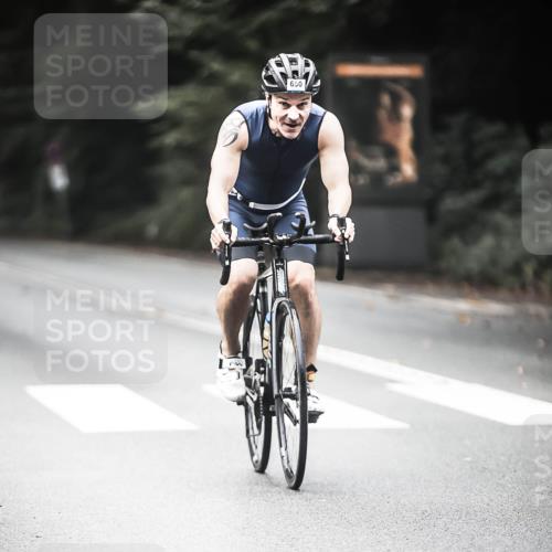13.09.2026 - Stadtparktriathlon H.Heesch http://msf.ph/oto/10354540 13.09.2026 11:10:30 Radfahren 524, 572, 610, 690, 1799 meine-sportfotos.de