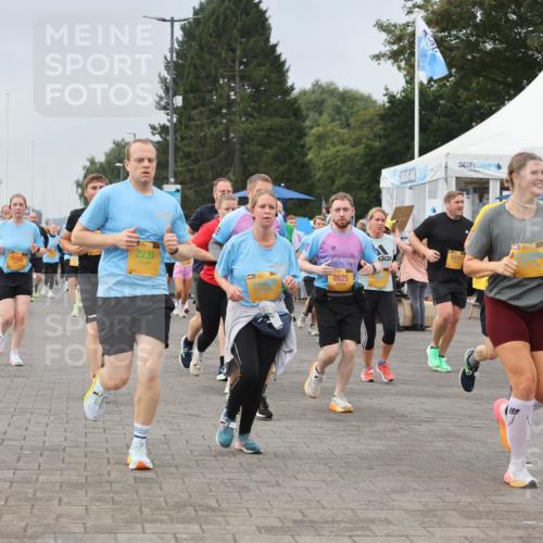 13.09.2026 - Kiel Lauf Andreas Tolksdorf http://msf.ph/oto/10354542 13.09.2026 09:57:50 Kiellinie 9458, 2239, 2825, 5317 meine-sportfotos.de