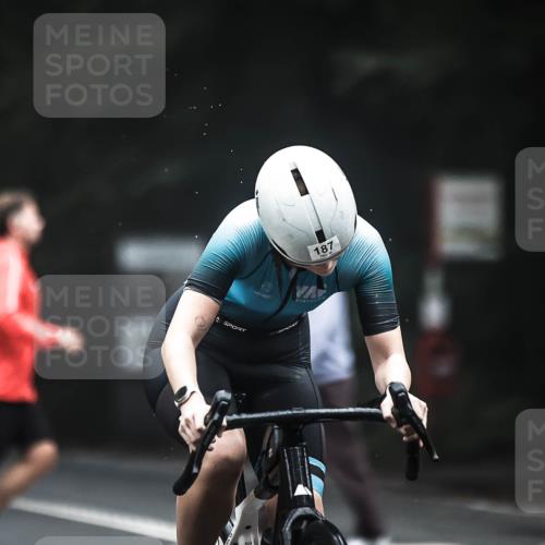 13.09.2026 - Stadtparktriathlon H.Heesch http://msf.ph/oto/10354556 13.09.2026 09:34:13 Radfahren 187 meine-sportfotos.de