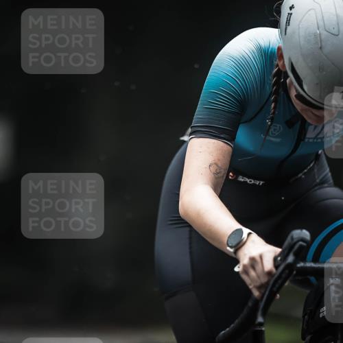 13.09.2026 - Stadtparktriathlon H.Heesch http://msf.ph/oto/10354568 13.09.2026 09:34:13 Radfahren 187 meine-sportfotos.de