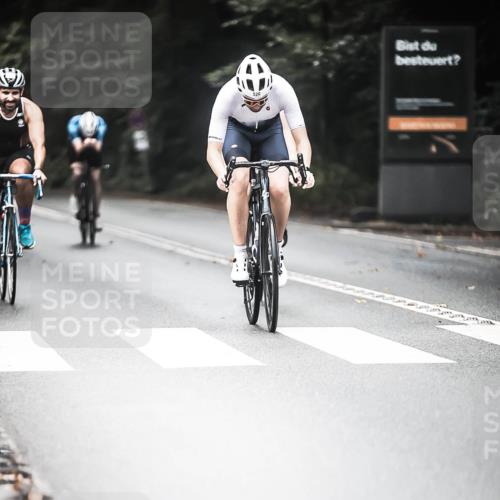 13.09.2026 - Stadtparktriathlon H.Heesch http://msf.ph/oto/10354621 13.09.2026 11:10:36 Radfahren 473, 520, 524, 578, 594, 690, 691, 1799 meine-sportfotos.de