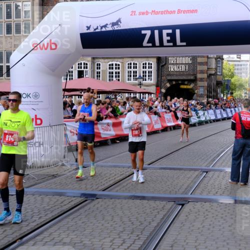 13.09.2026 - 21. swb-Marathon Bremen Tim E. http://msf.ph/oto/10354622 13.09.2026 12:45:50 Ziel 2032 meine-sportfotos.de