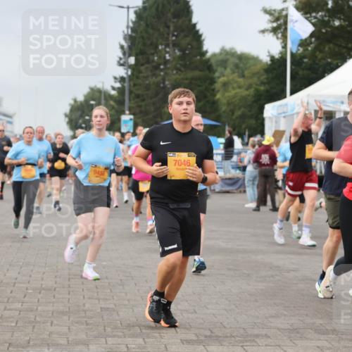 13.09.2026 - Kiel Lauf Andreas Tolksdorf http://msf.ph/oto/10354627 13.09.2026 09:57:52 Kiellinie 10, 9458, 7046 meine-sportfotos.de