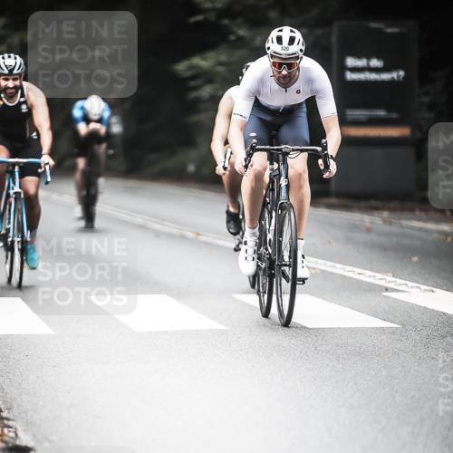13.09.2026 - Stadtparktriathlon H.Heesch http://msf.ph/oto/10354641 13.09.2026 11:10:36 Radfahren 473, 520, 524, 578, 594, 690, 691, 1799 meine-sportfotos.de