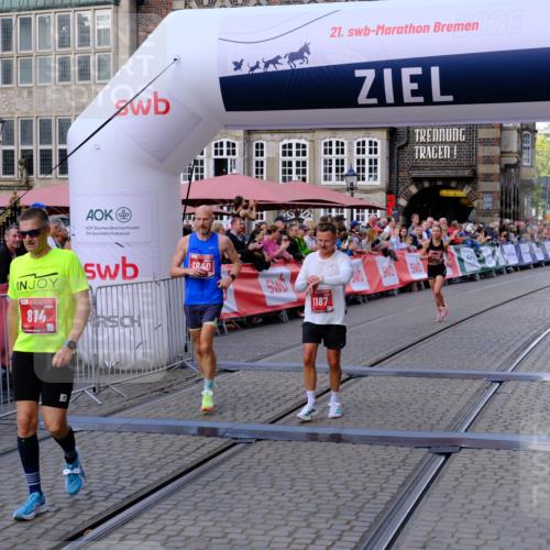 13.09.2026 - 21. swb-Marathon Bremen Tim E. http://msf.ph/oto/10354649 13.09.2026 12:45:50 Ziel 2032 meine-sportfotos.de